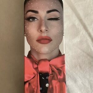 Queen Studio Dragon Duo Liquid Eyeliner - Women Makeup